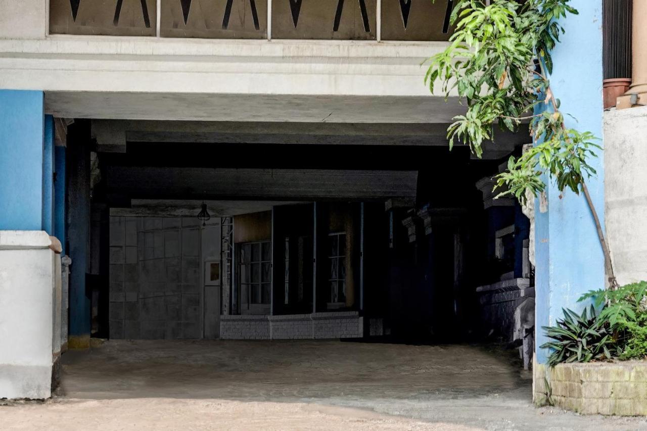 Townhouse 809 Royal Palms Hotel - Rose Collection مومباي المظهر الخارجي الصورة