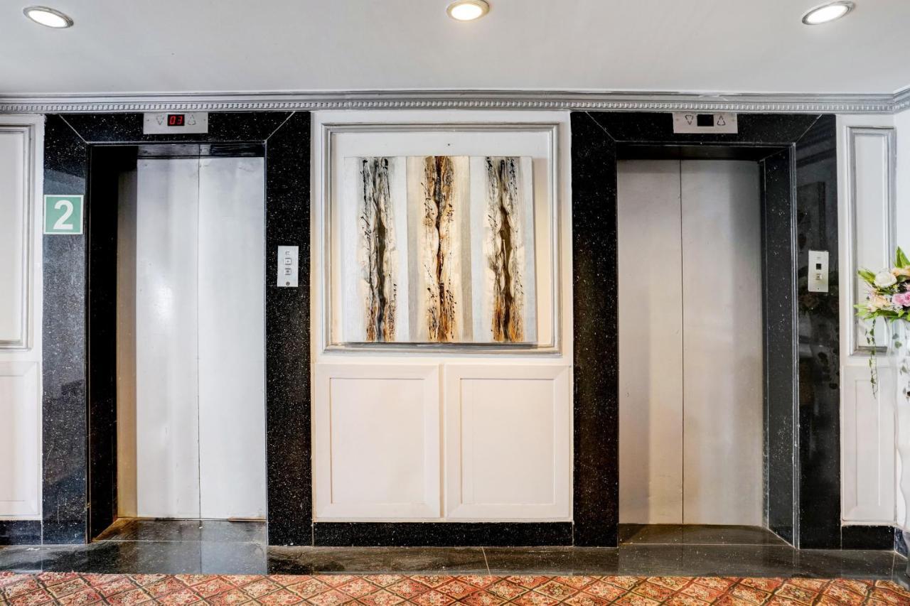 Townhouse 809 Royal Palms Hotel - Rose Collection مومباي المظهر الخارجي الصورة