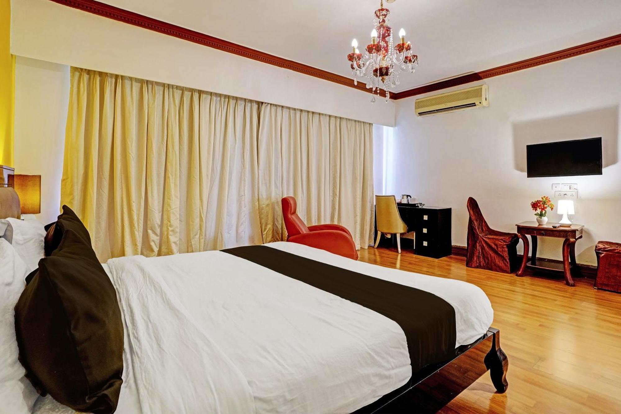 Townhouse 809 Royal Palms Hotel - Rose Collection مومباي المظهر الخارجي الصورة